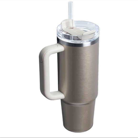 Honey Talks Stanley x e.l.f. 2.0 FlowState Quencher NWT ✨Sold Out✨ - Picture 3 of 3